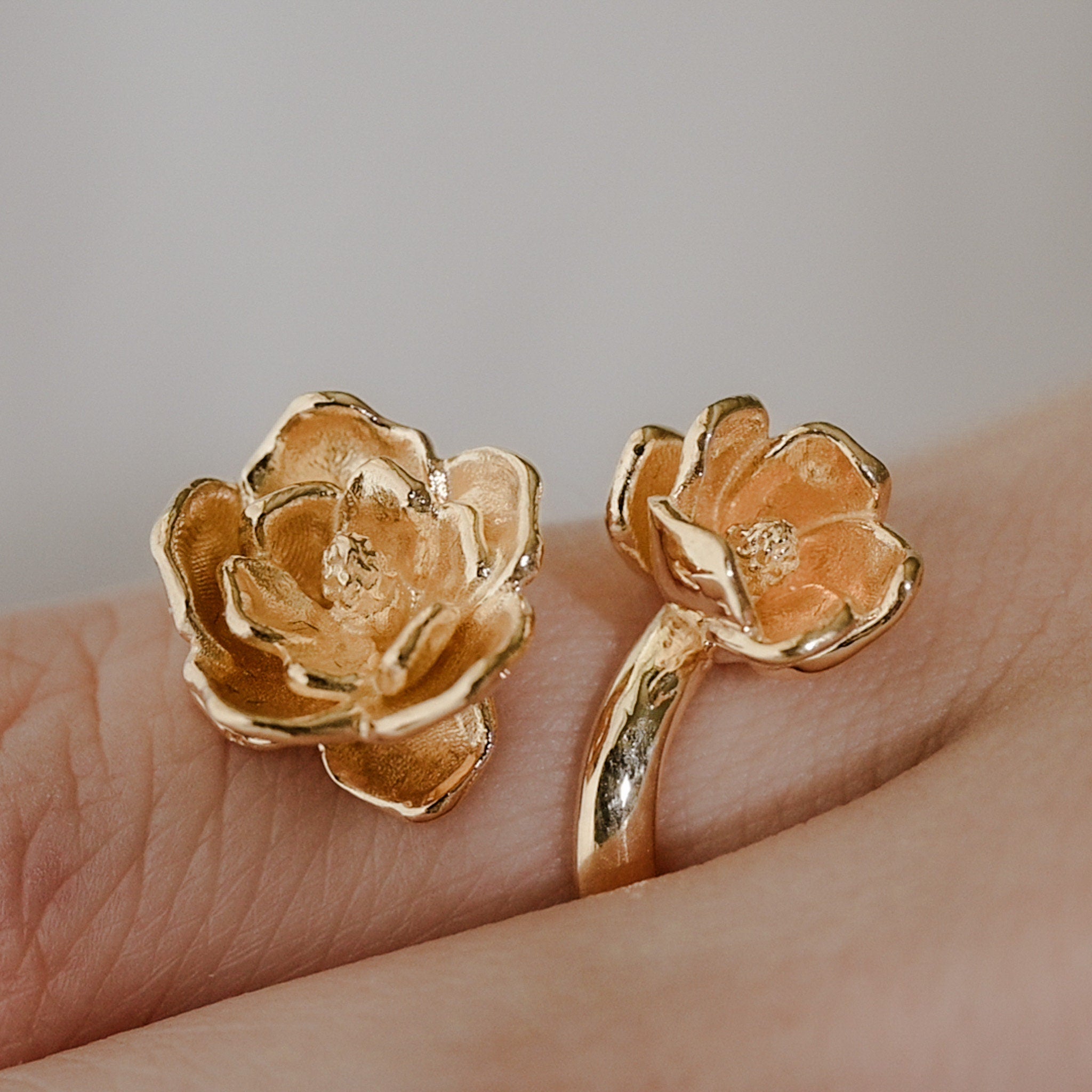 Magnificent 22 Karat Yellow Gold Beaded Floral Statement Ring